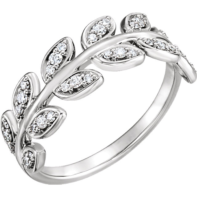 14 Karat Gold Diamond Laurel Wreath Leaf Vine Ring - Image 3